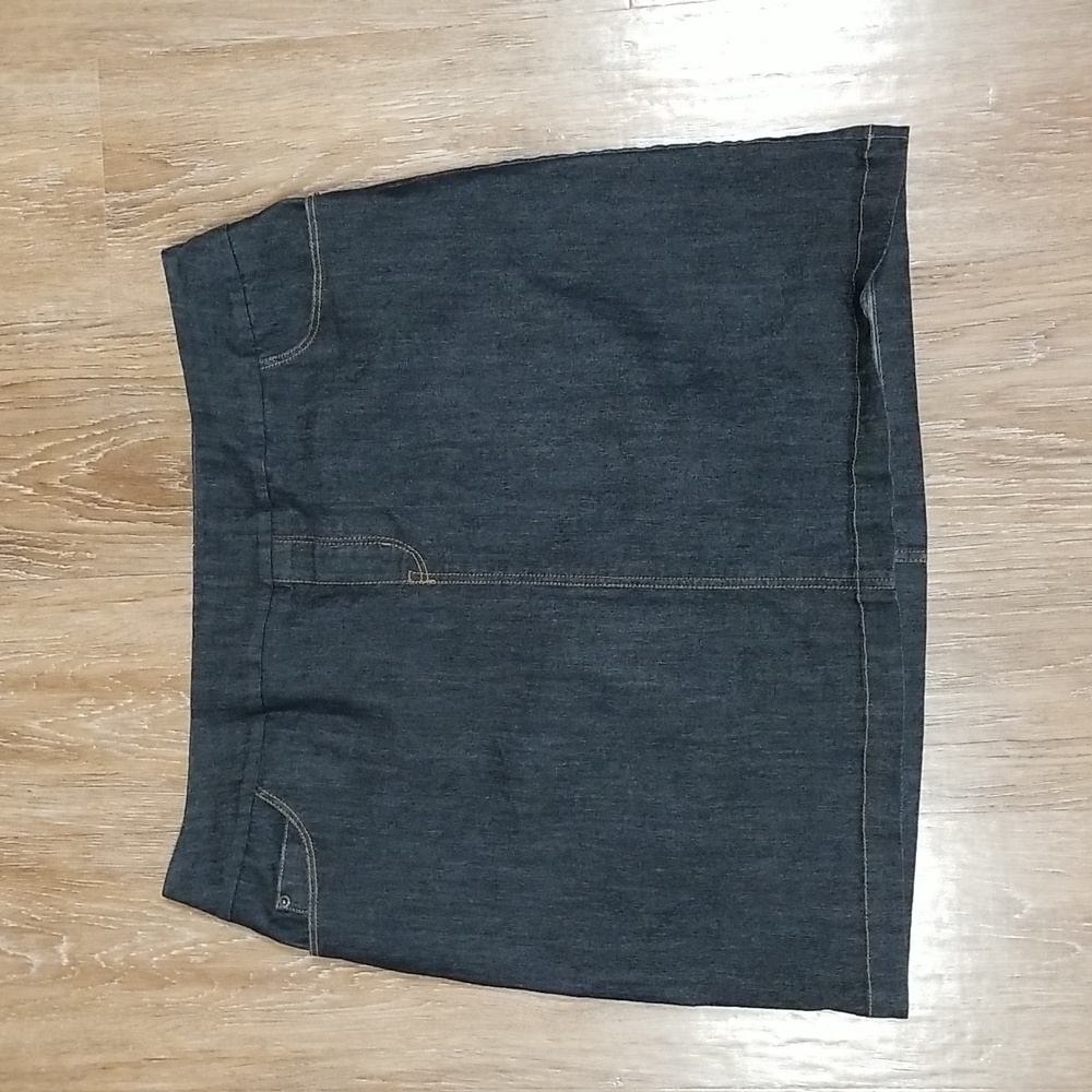 (14) R Jeans Denim Skort Athleisure  Sporty Vacation Trendy Stretch Modern